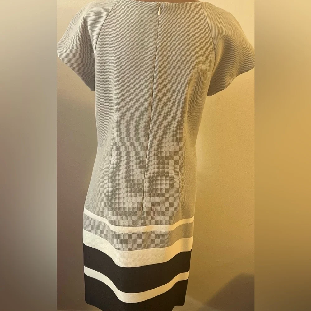 Studio One Gray dress w/ black n white stripes fully lined! - Picture 2 of 3